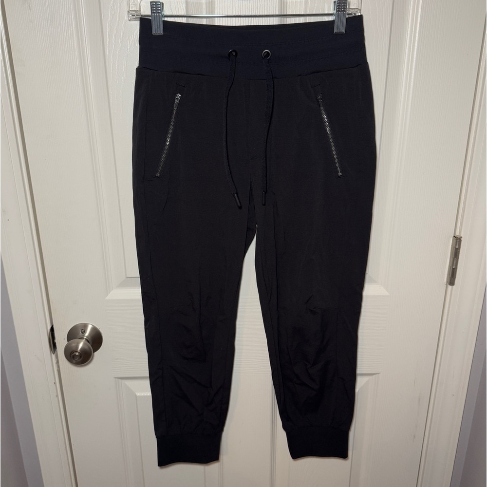 Athleta Trekkie North Cropped Jogger